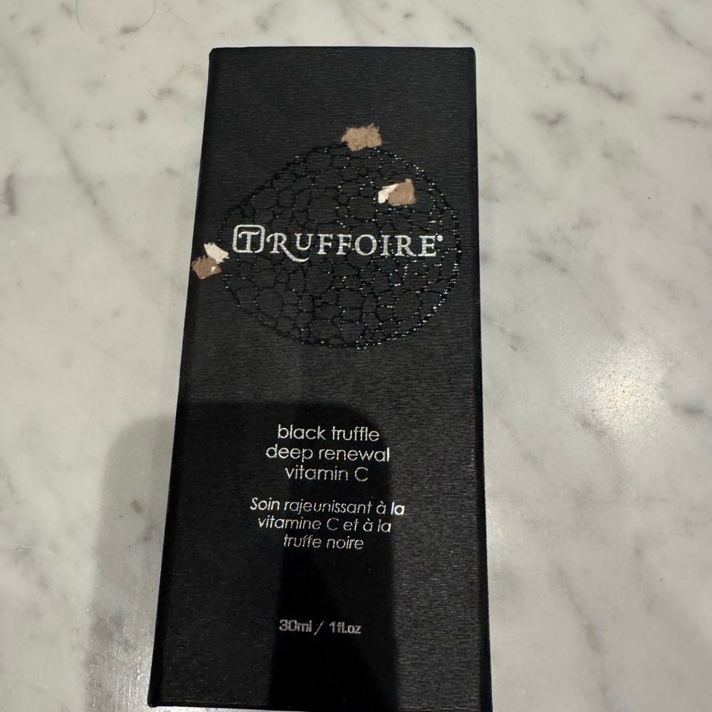 Black Serum & Face Oil Skincare